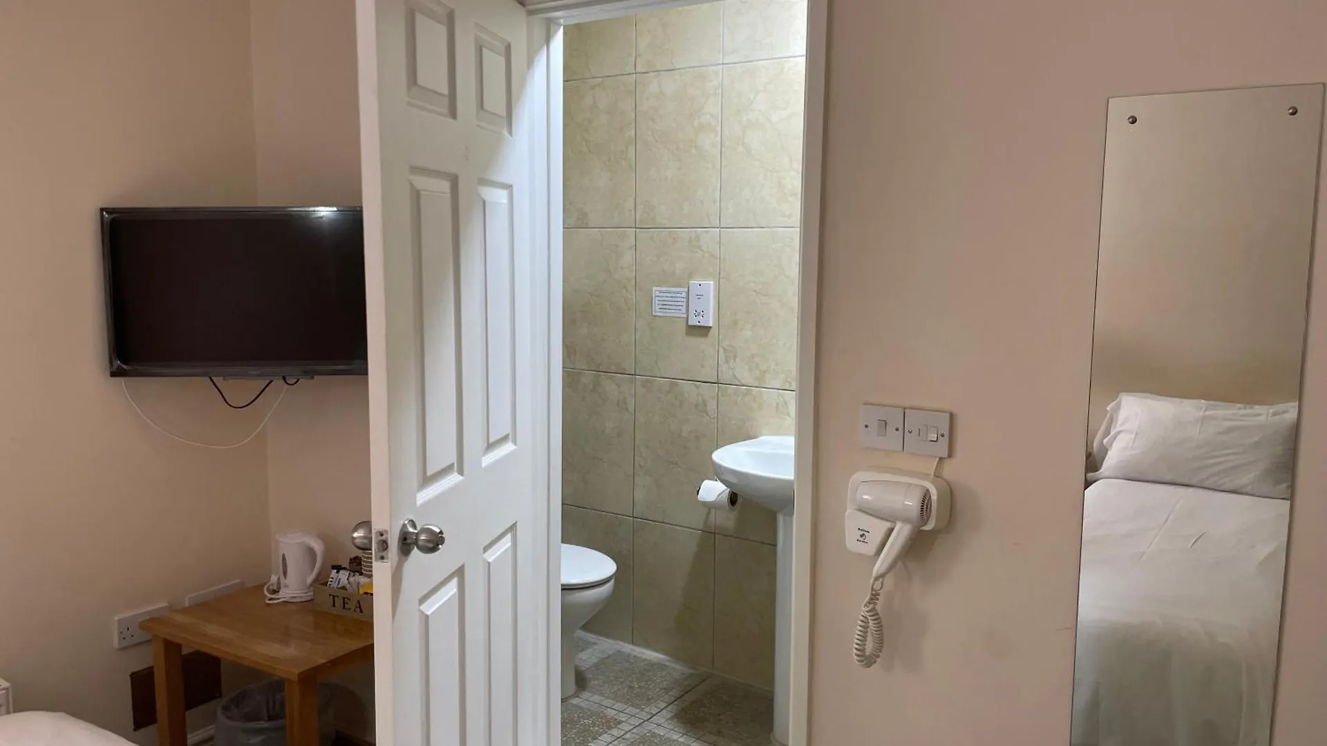 Bridge Farm Guesthouse Rooms Dundry 3*,