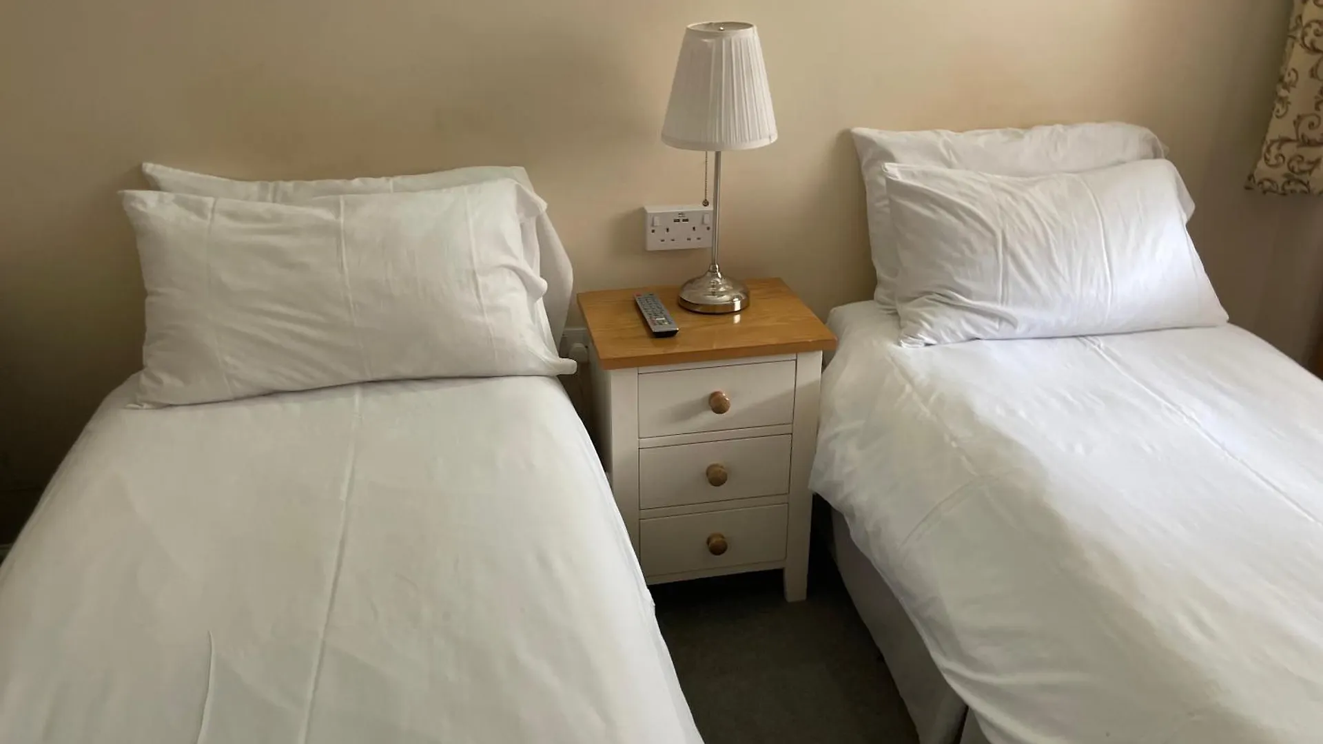 Guest house Bridge Farm Guesthouse Rooms Dundry